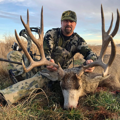 Deer Hunting Camo Trucker Hats Snapback Adult Unisex Adjustable Blaze Orange Antlers Logo Mesh Baseball Cap